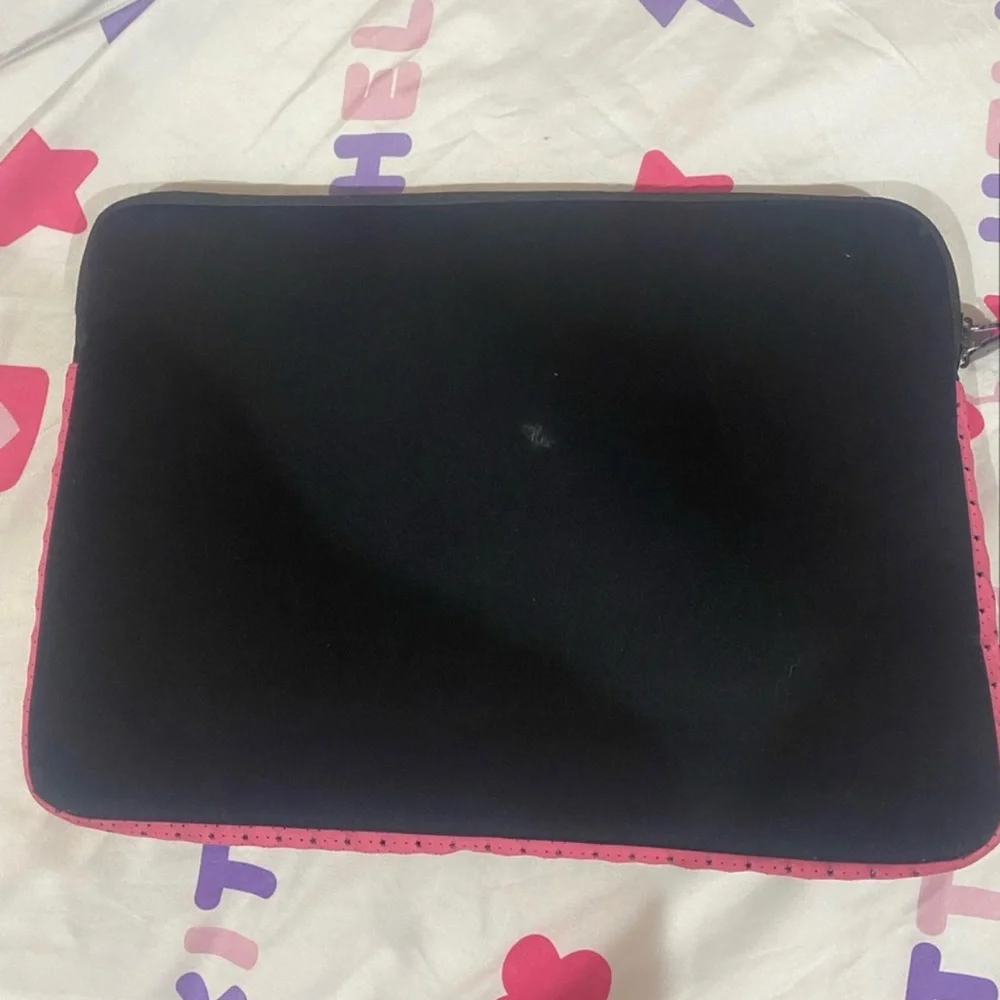 Authentic Hello kitty lap top case - Picture 3 of 7